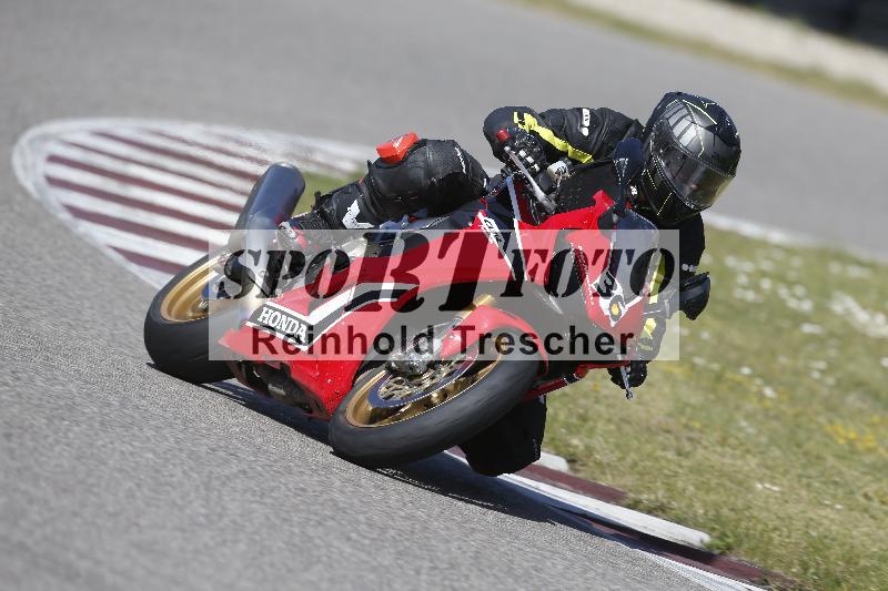 /07 09.04.2026 Cornu Master School ADR/Gruppe rot/36